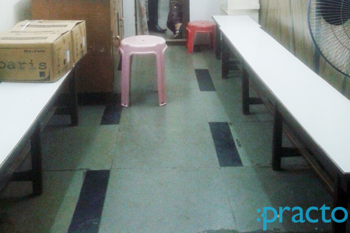 Waiting Area at Tolani Clinic Bhadrakali Nashik