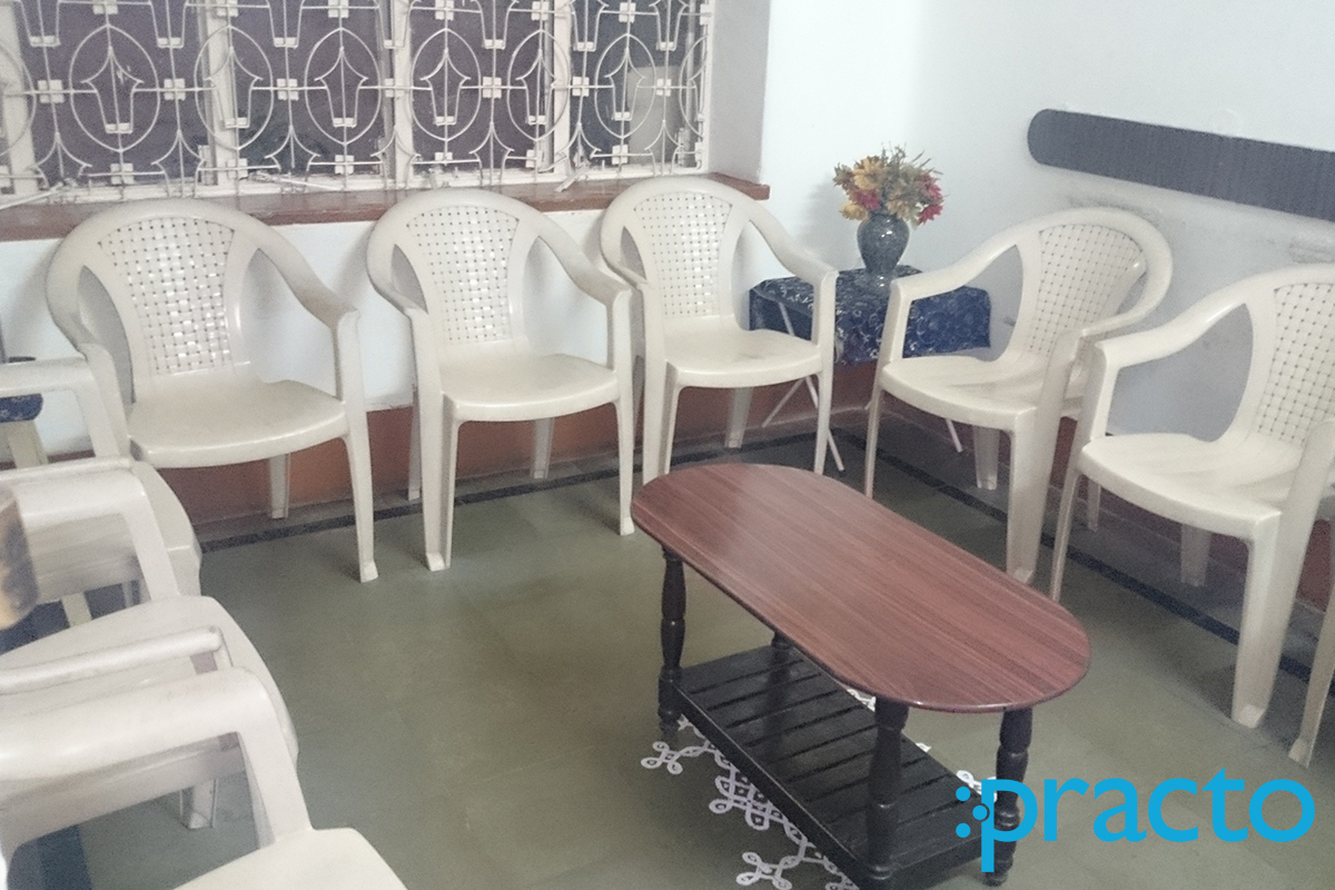 Waiting Area at Dr.V. Ajay Mohan Clinic Malakpet Hyderabad