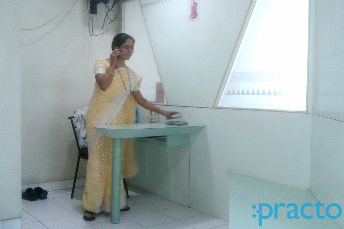 Reception at Antariksh Dental Clinic MG Road Nashik