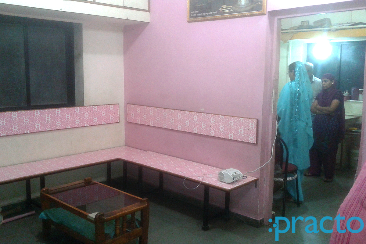 Waiting Area at Quraishi Junaid Ahemed Clinic Bhadrakali Nashik