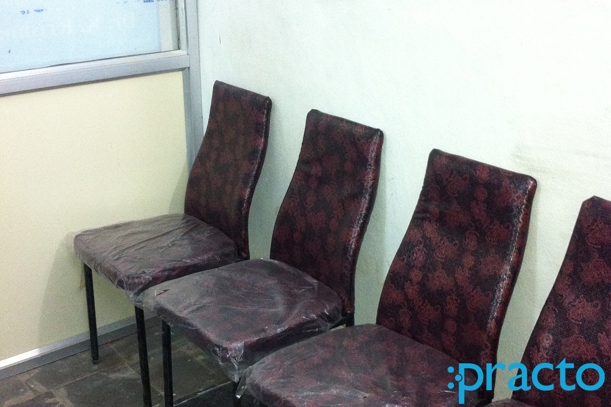 Waiting Area at Kaveri Clinic Chanda Nagar Hyderabad