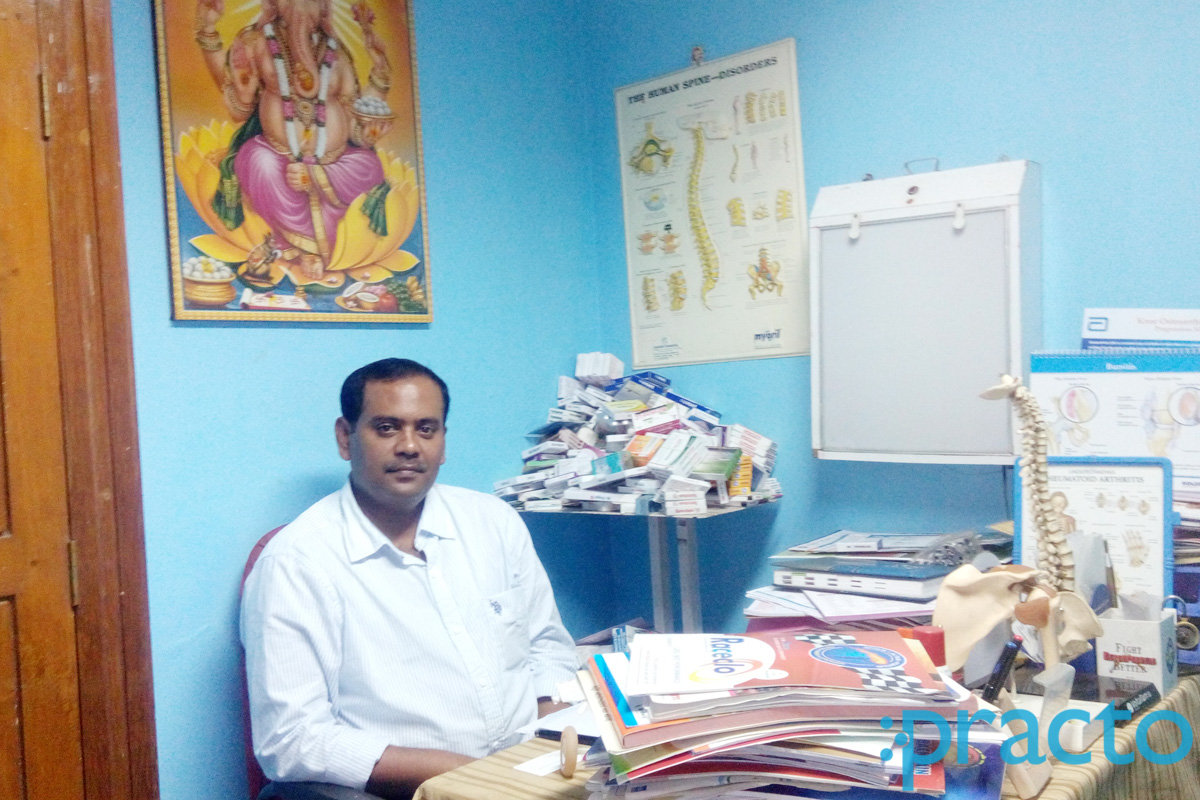 OPD/Ward at Dr.R.Balamurugan's Clinic Sowcarpet Chennai