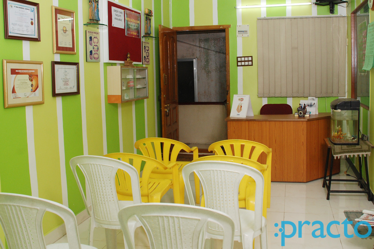 Waiting Area at Gentle Dental Clinic & Orthodontic Centre Thiruvanmiyur Chennai