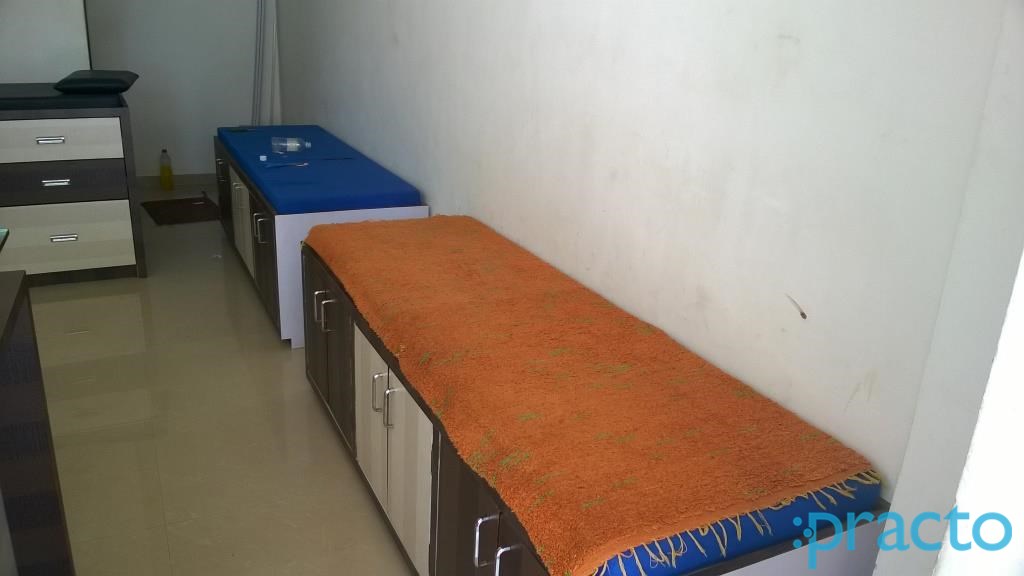 Waiting Area at Dr. Siddharthraj A. Mahida Palanpur Nd Surat