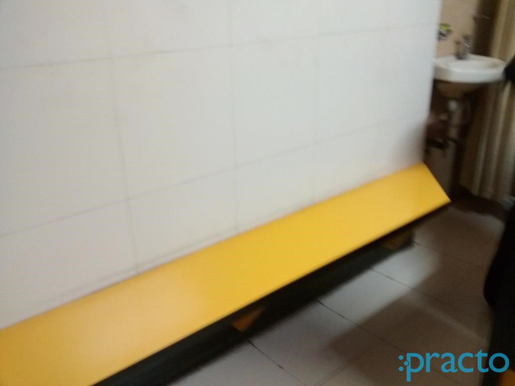 Waiting Area at Dr Rajesh G Jariwala Haripura Surat