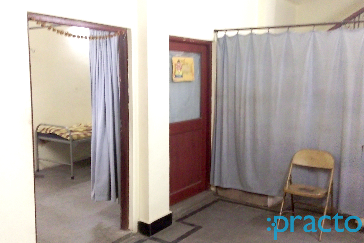 Waiting Area at General and Dental Clinic Ramkoti Hyderabad