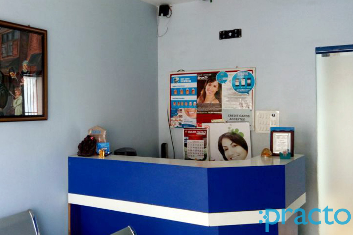 Reception at Sri Solai Dental Clinic Arumbakkam Chennai