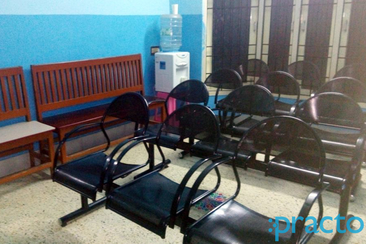 Waiting Area at Dr.S.G.Nirinjana Devi's Clinic Arumbakkam Chennai