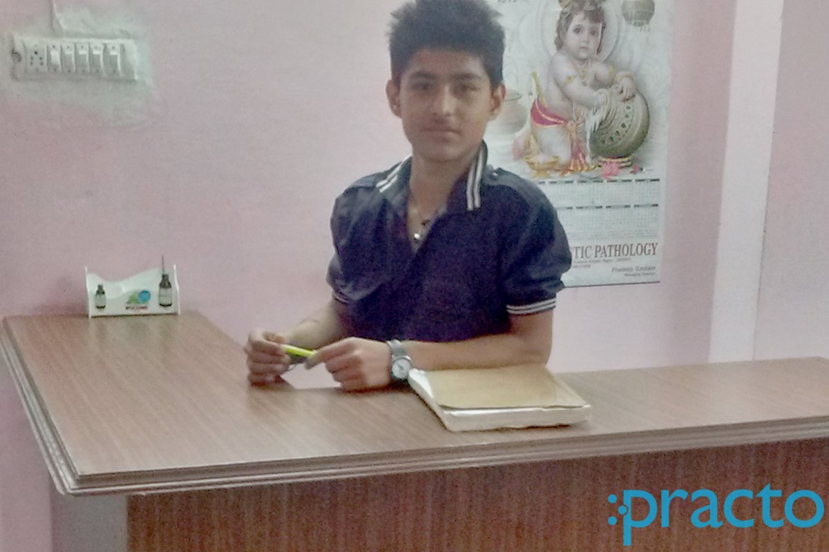 Reception at Vijay Ent Clinic Sultan Pura Agra