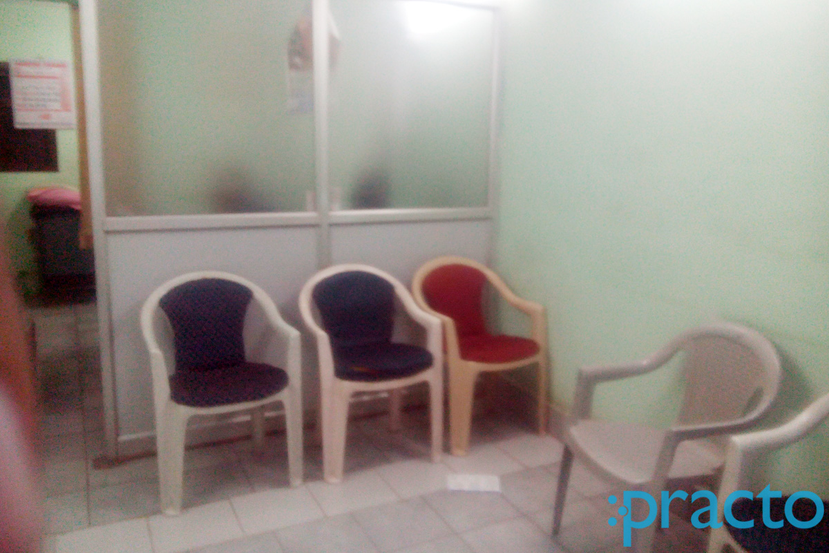 Waiting Area at N.Senguttuvan Clinic Anna Nagar West Chennai