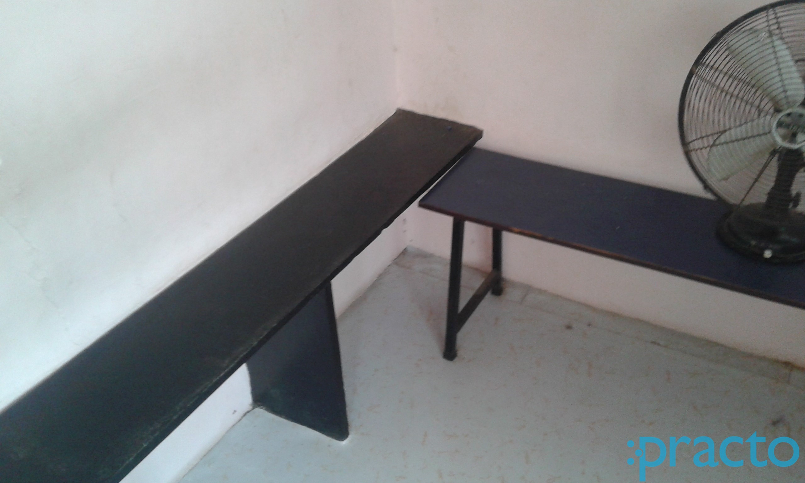 Waiting Area at Shiv Clinic Gandhi-upnagar Nashik