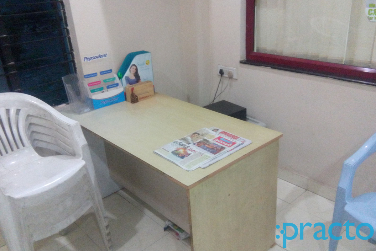 Reception at M R Reddy Dental Clinic Kothapet Hyderabad