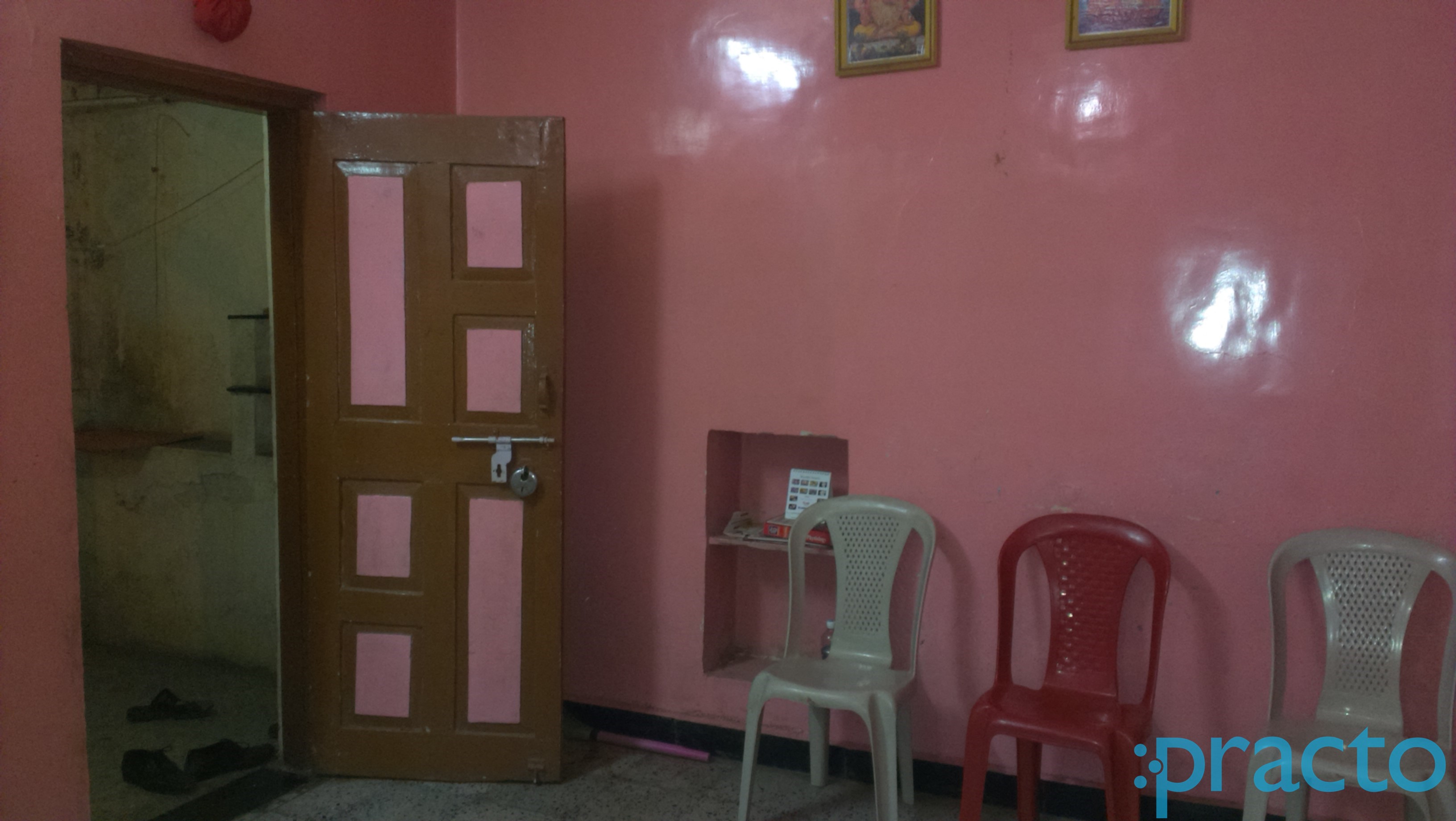 Waiting Area at Niramay Clinic Indira Nagar Nashik