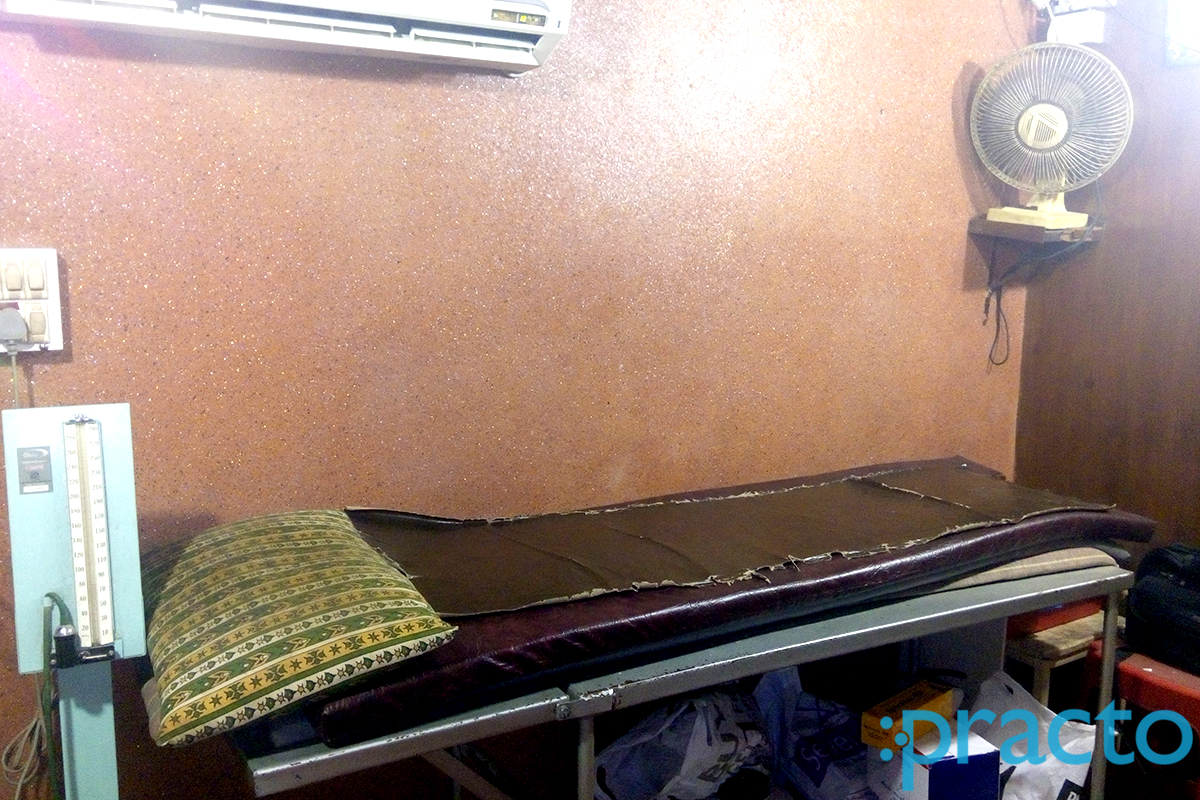 Chaitnya Clinic Model Colony Pune