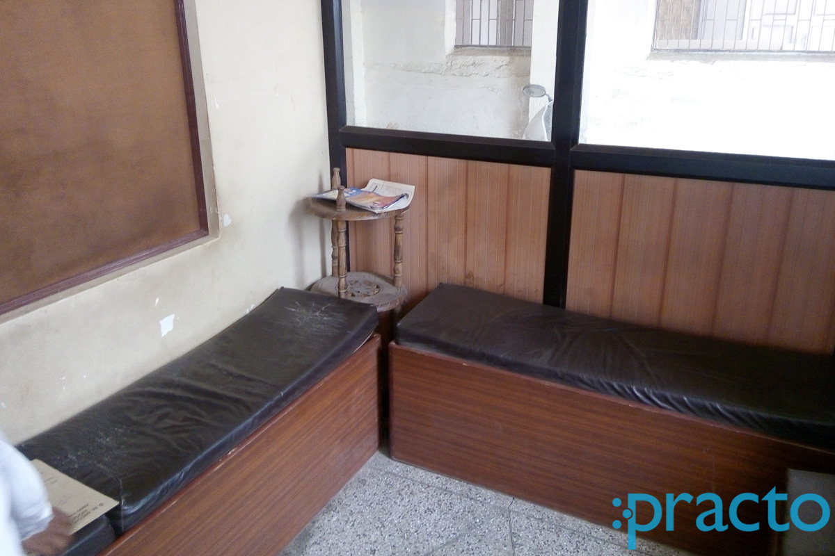 Waiting Area at Dr. Vinit Pathak Clinic New Agra Agra