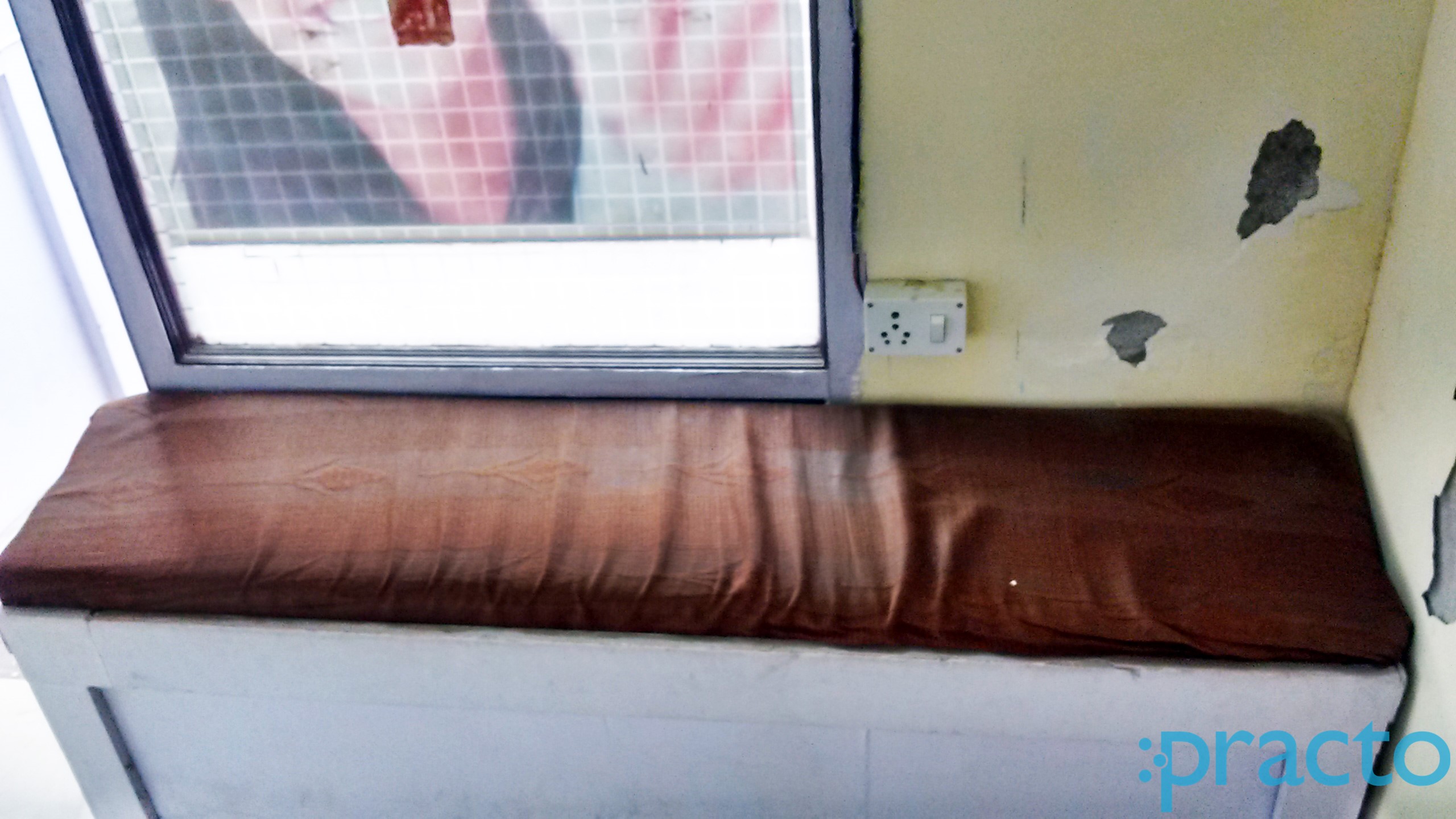 Waiting Area at Gautam Dental Clinic Defence Colony Agra