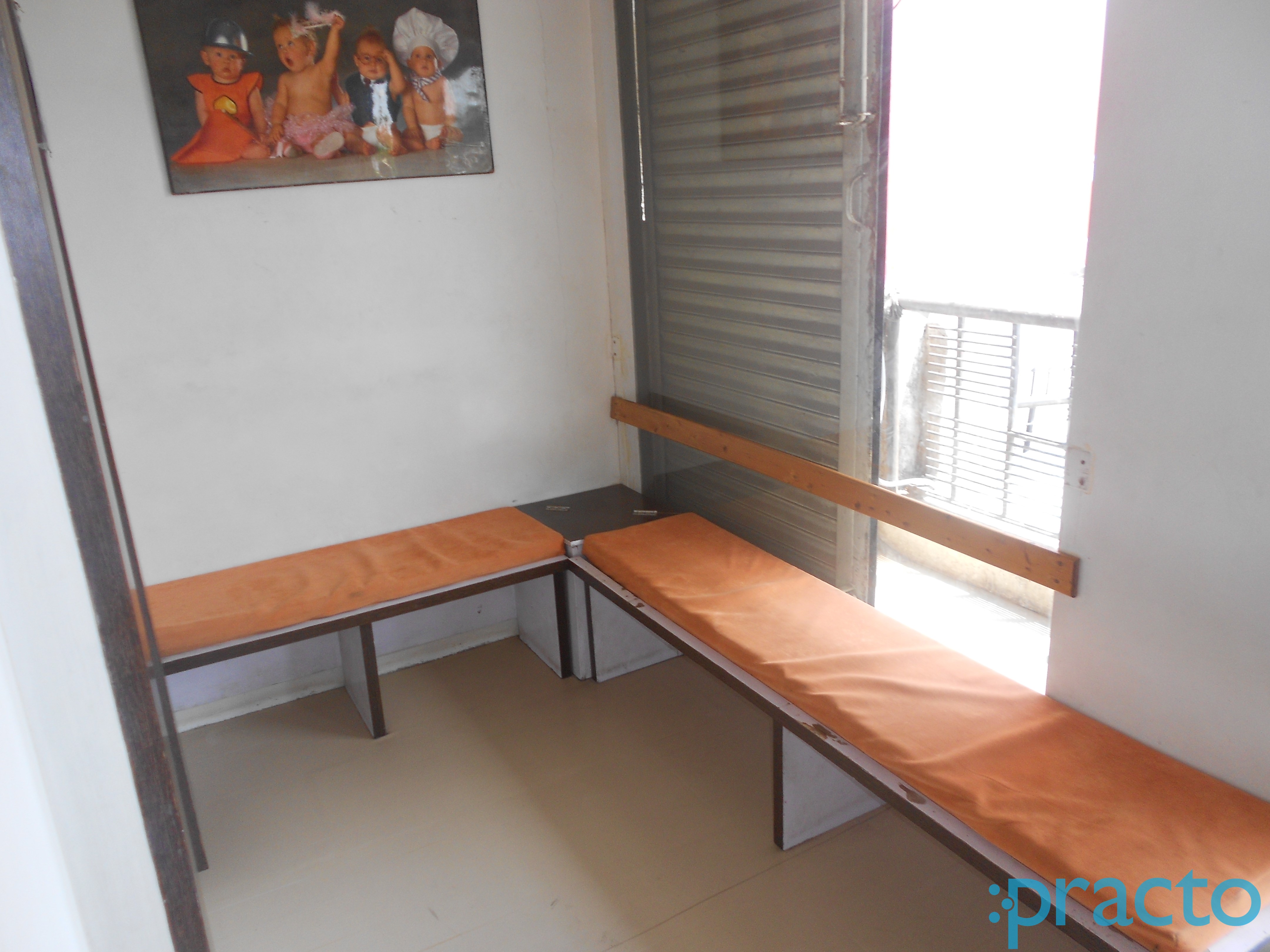 Waiting Area at Srushti Ayurved Clinic Osmanpura Aurangabad