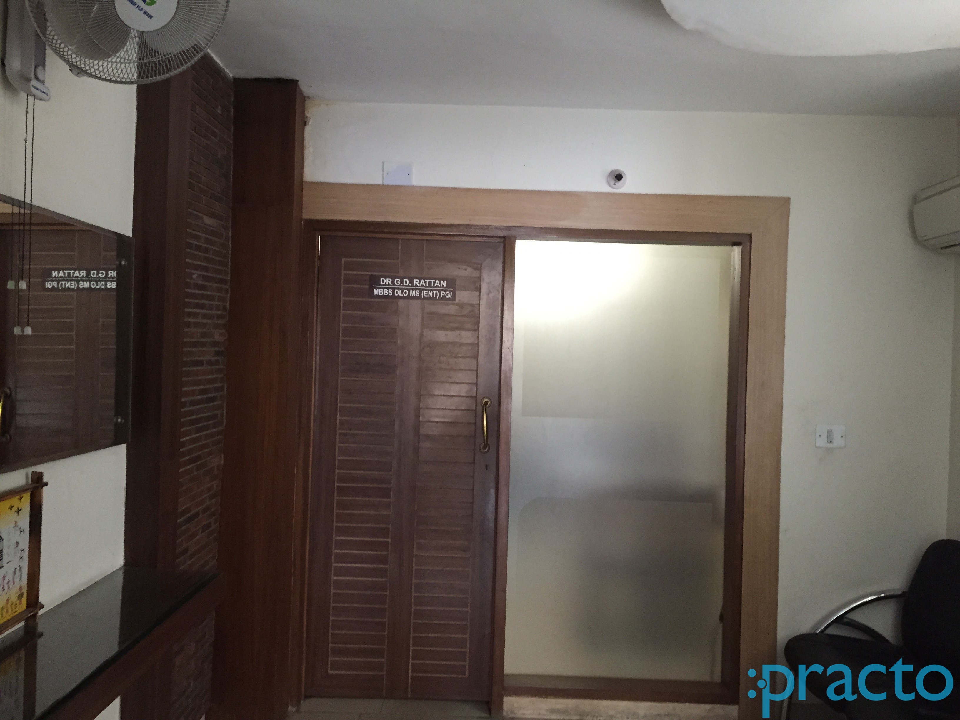 Entrance at ENT Endoscopic Centre Sector-33 Chandigarh