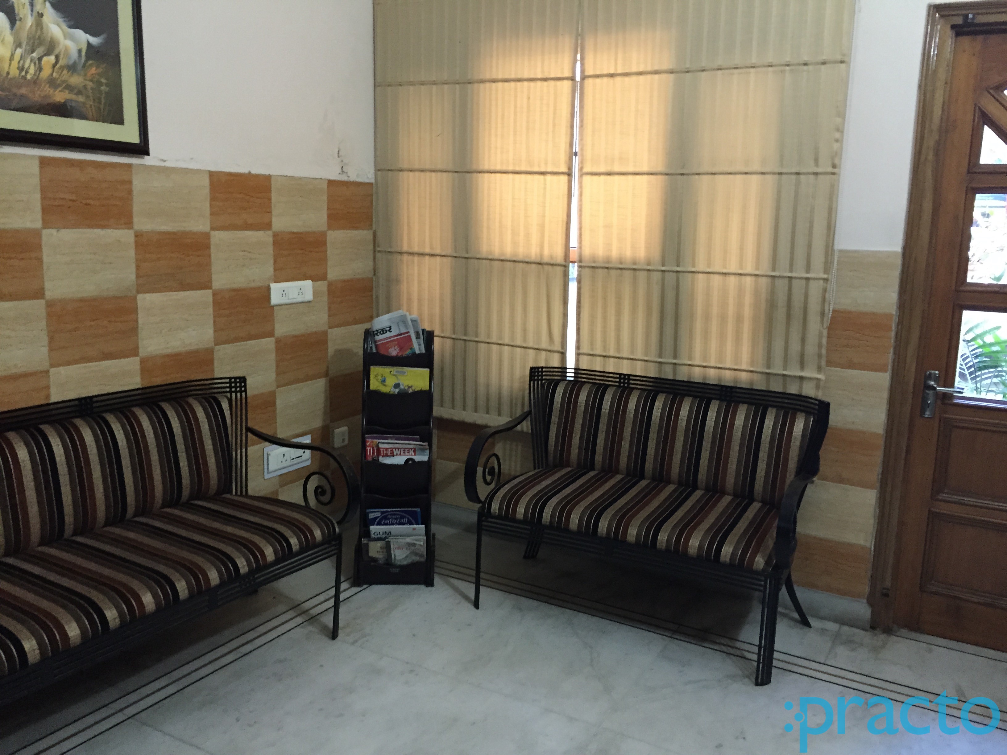 Waiting Area at Dr. Puri's Dental Clinic and Smile Design Centre Sector 35 Chandigarh