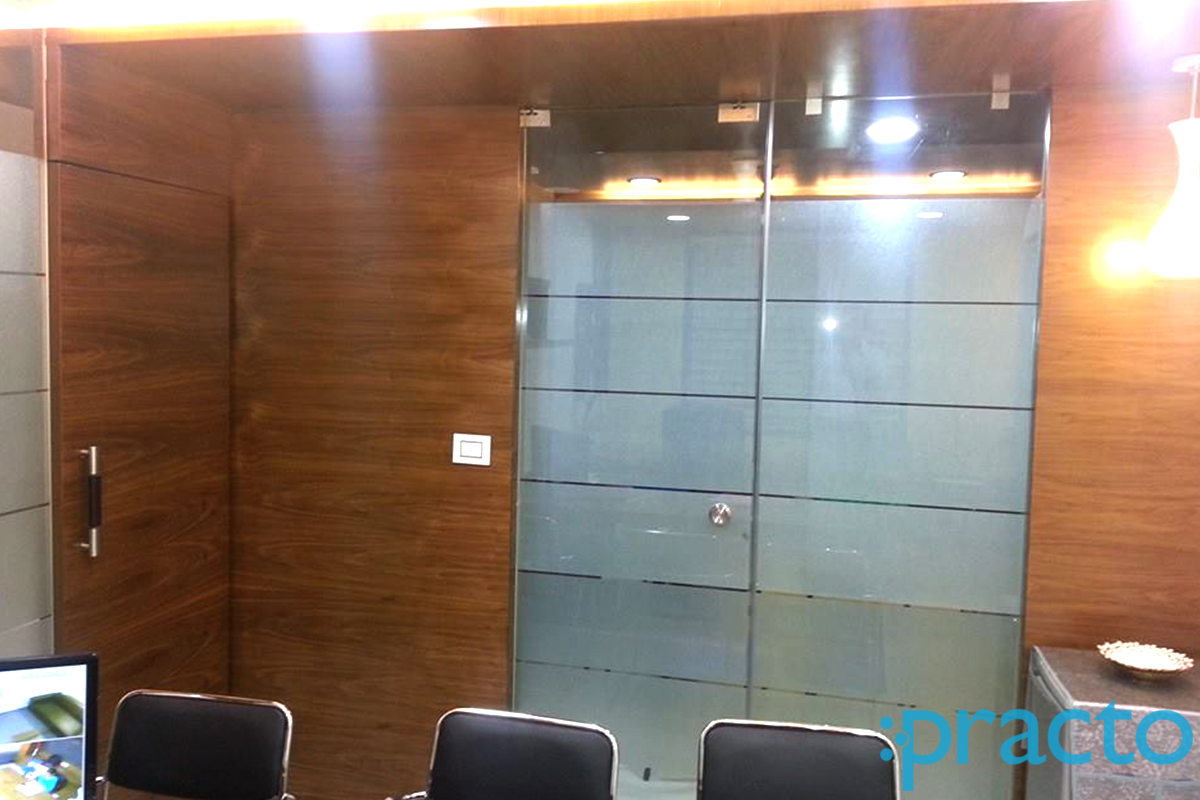 Reception at Modi Clinic- Excellence in Chest & ENT Satara Road Pune