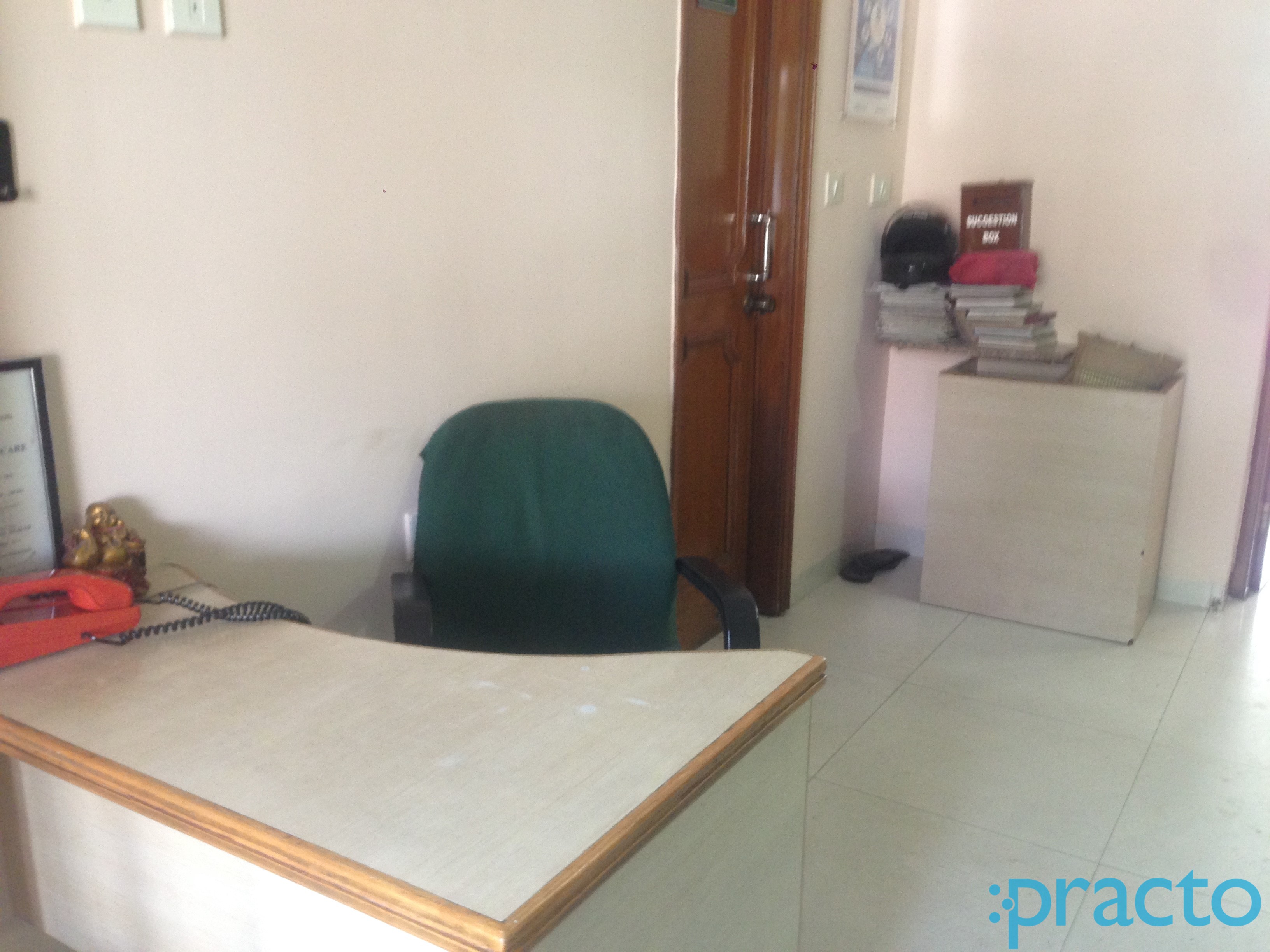 Reception at Dental Care Clinic Sector-32 Chandigarh