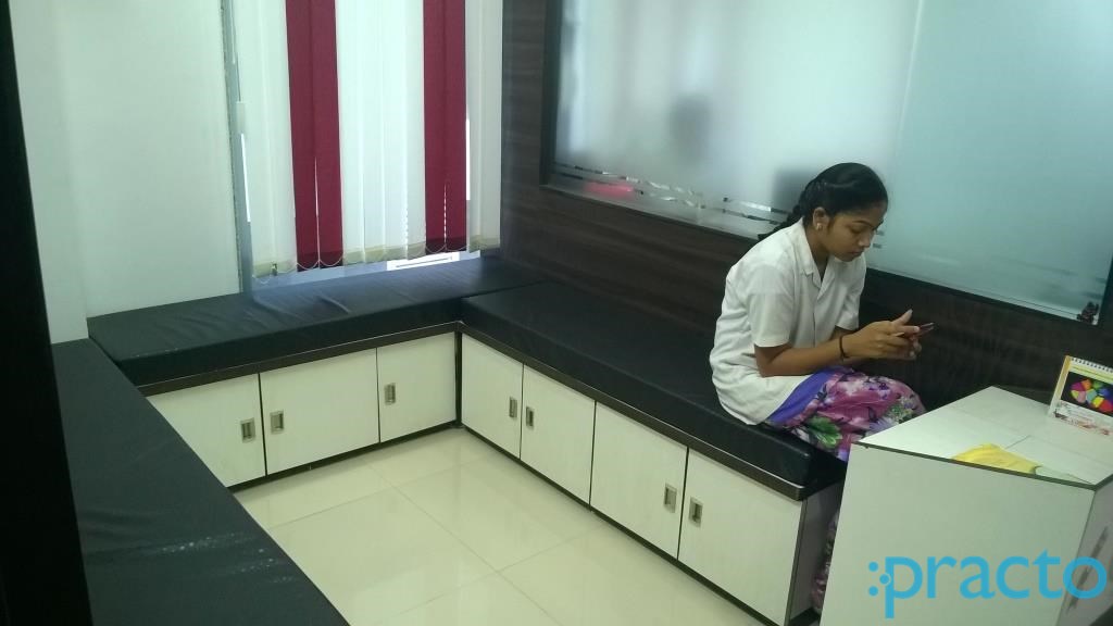 Bapuji Dental Clinic Adajan Dn Surat