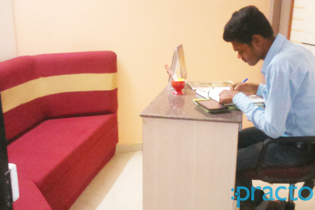 Reception at Opera Dental Clinic Dharampeth Nagpur