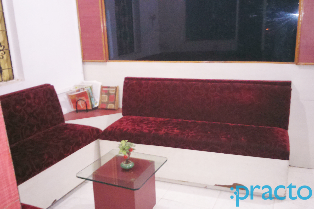 Waiting Area at Shree Shubham Homoeopathic Clinic Amravati Road Nagpur