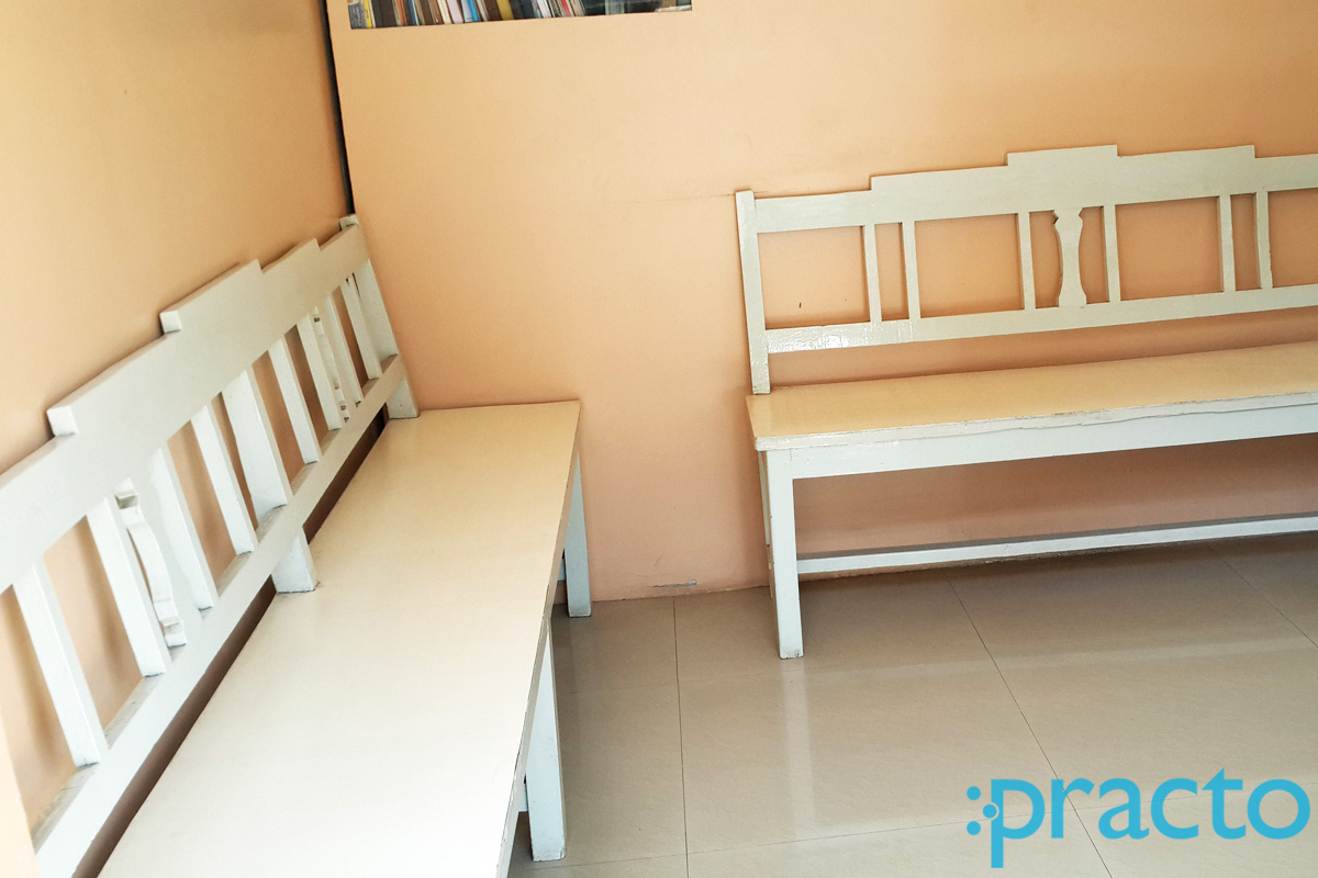 Waiting Area at Dr Usha Clinic H P T College Nashik