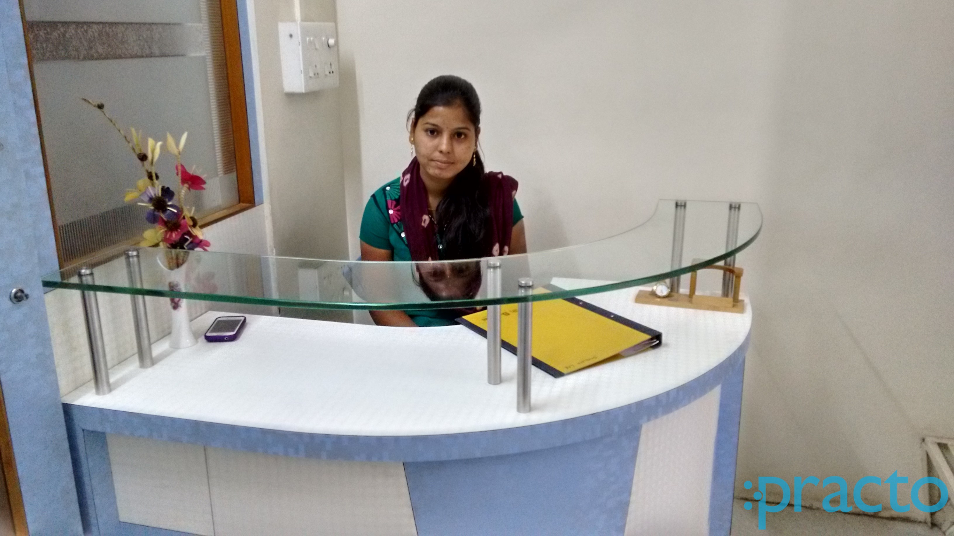 Reception at Ivory Dental Clinic Vishrantwadi Pune