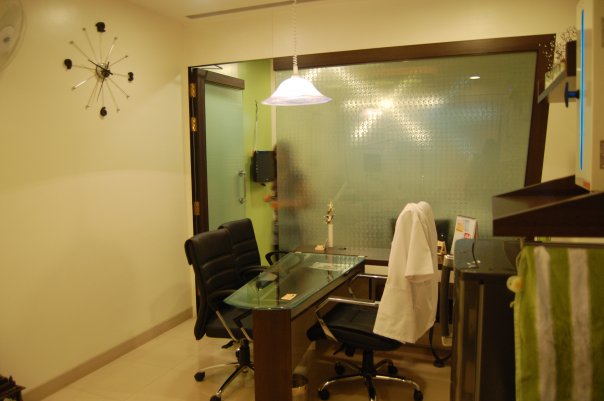 OPD/Ward at Dr. Thareja's 32 Perfect Dental Care Kalyani Nagar Pune