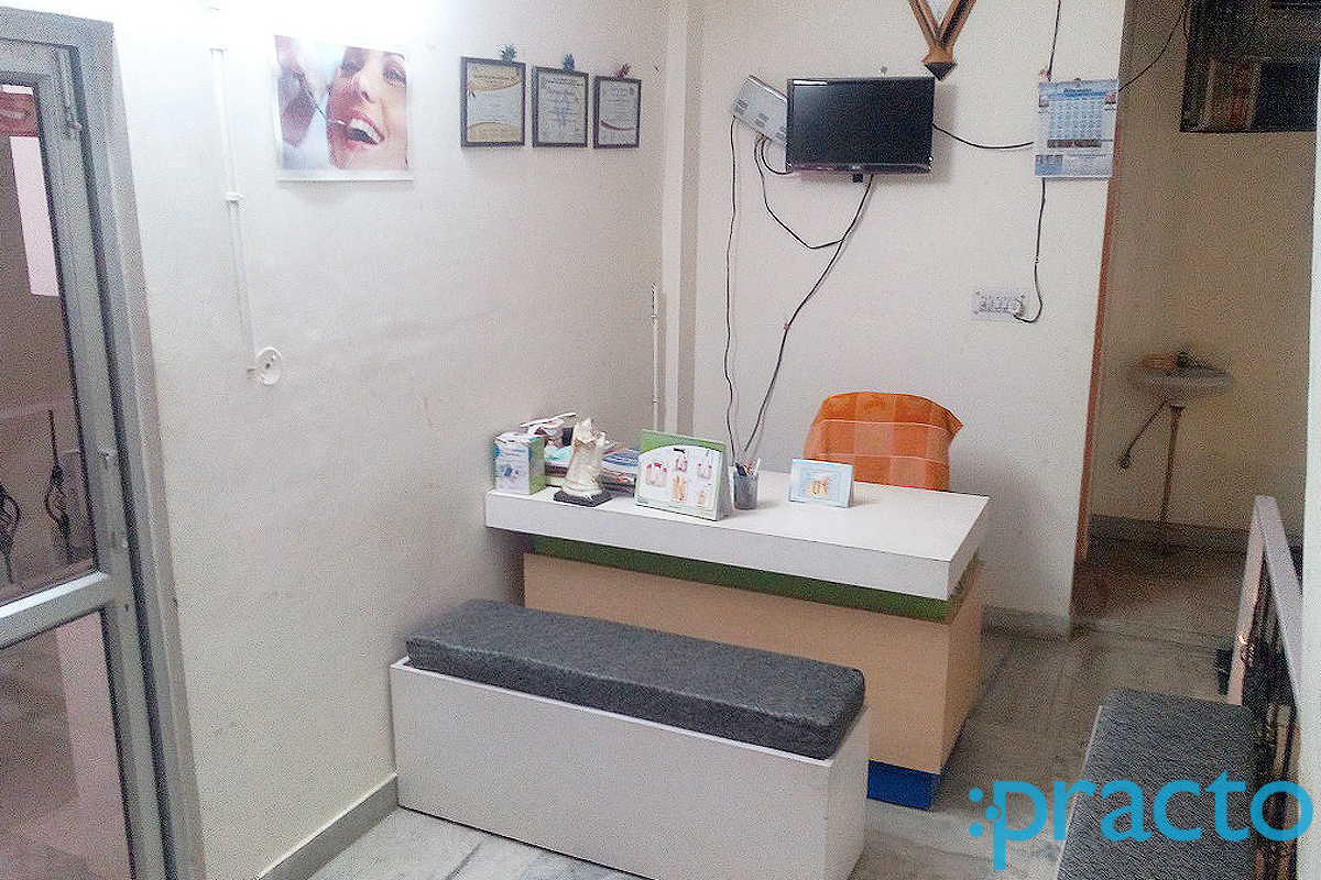 Reception at Jai Ambe Dental Hospital Vaishali Nagar Jaipur
