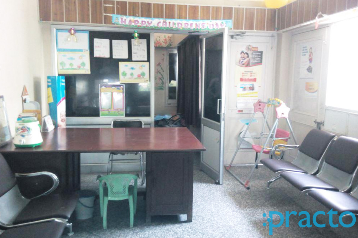 Reception at Dr. Satish Sood Clinic Model Town Ludhiana