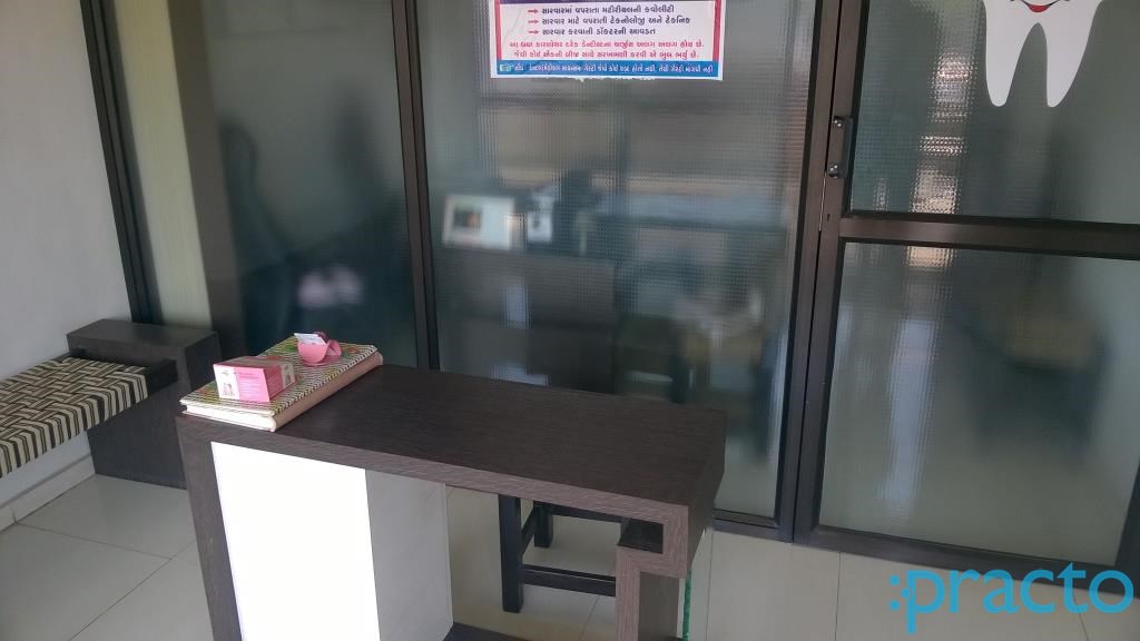 Reception at Smile Dental Clinic Althan Surat