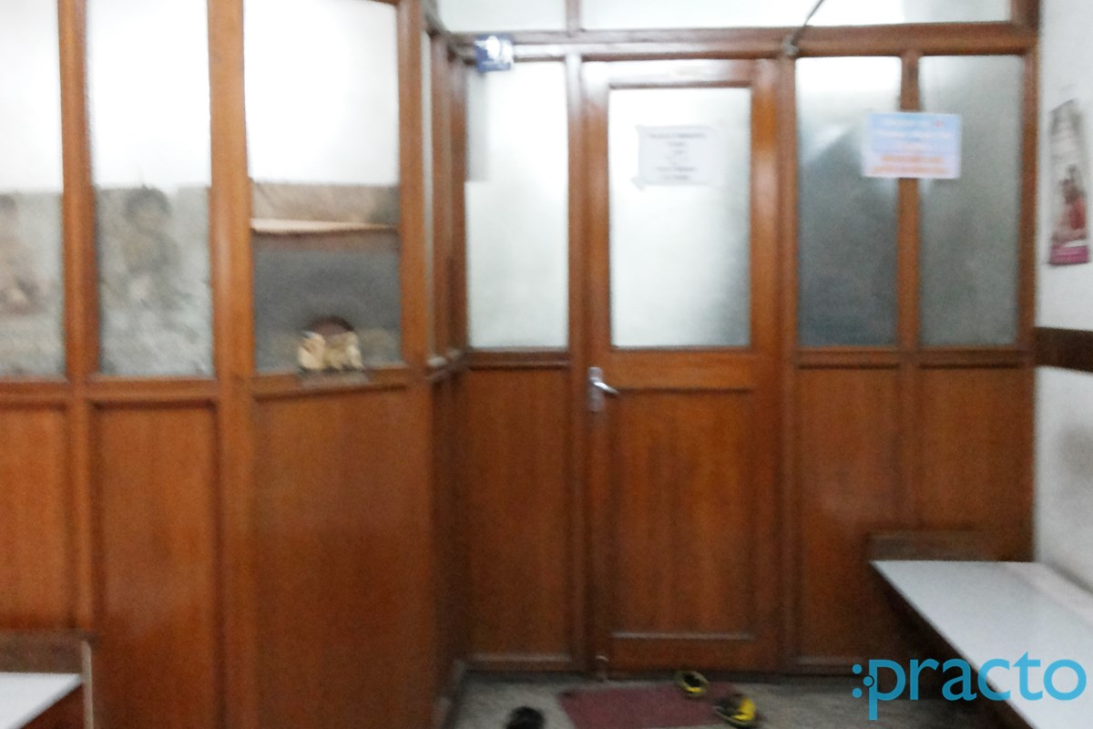 Waiting Area at Saifee Clinic Bhavani Peth Pune
