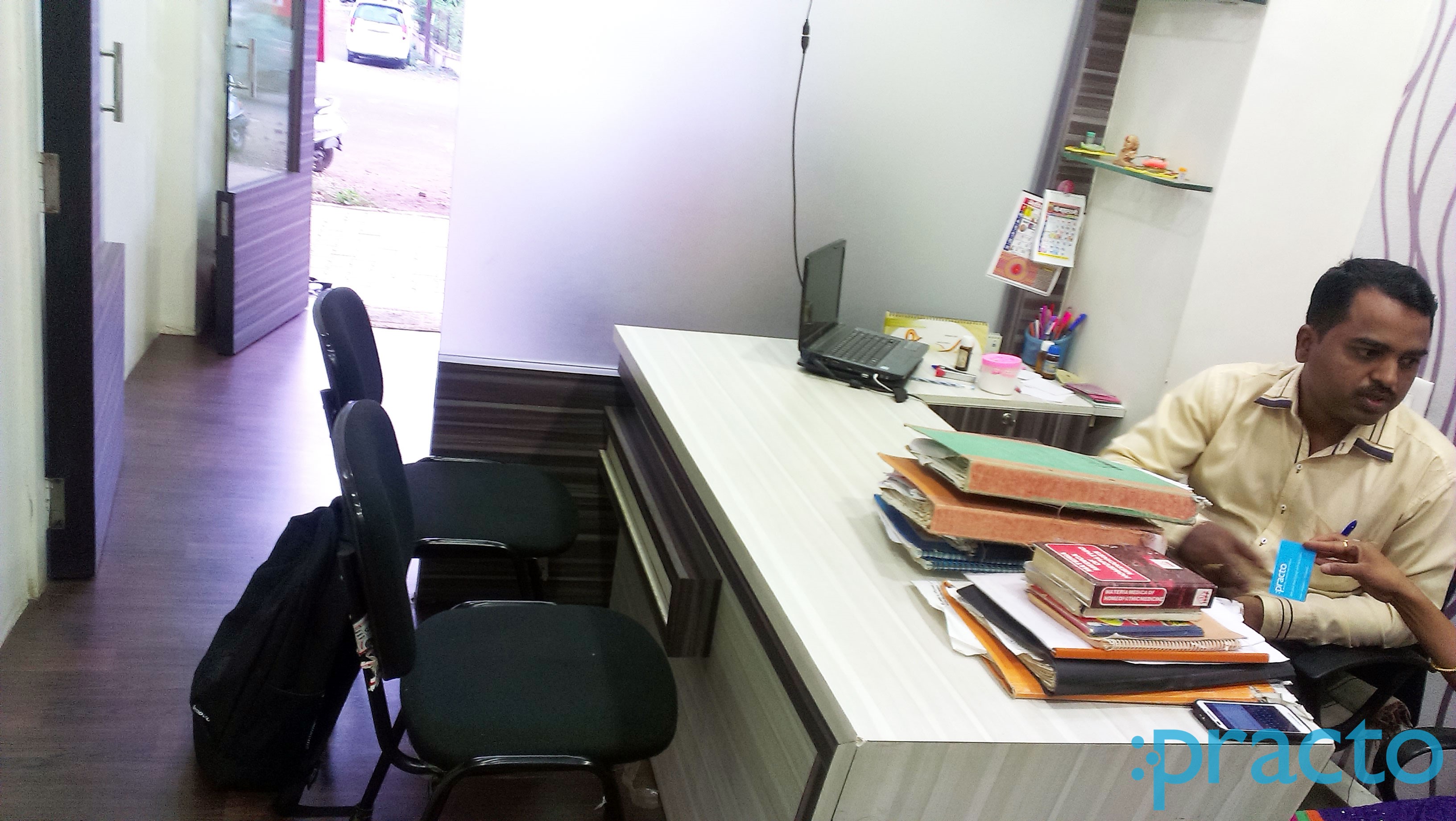 OPD/Ward at Saundankar Clinic Dwarka Corner Nashik