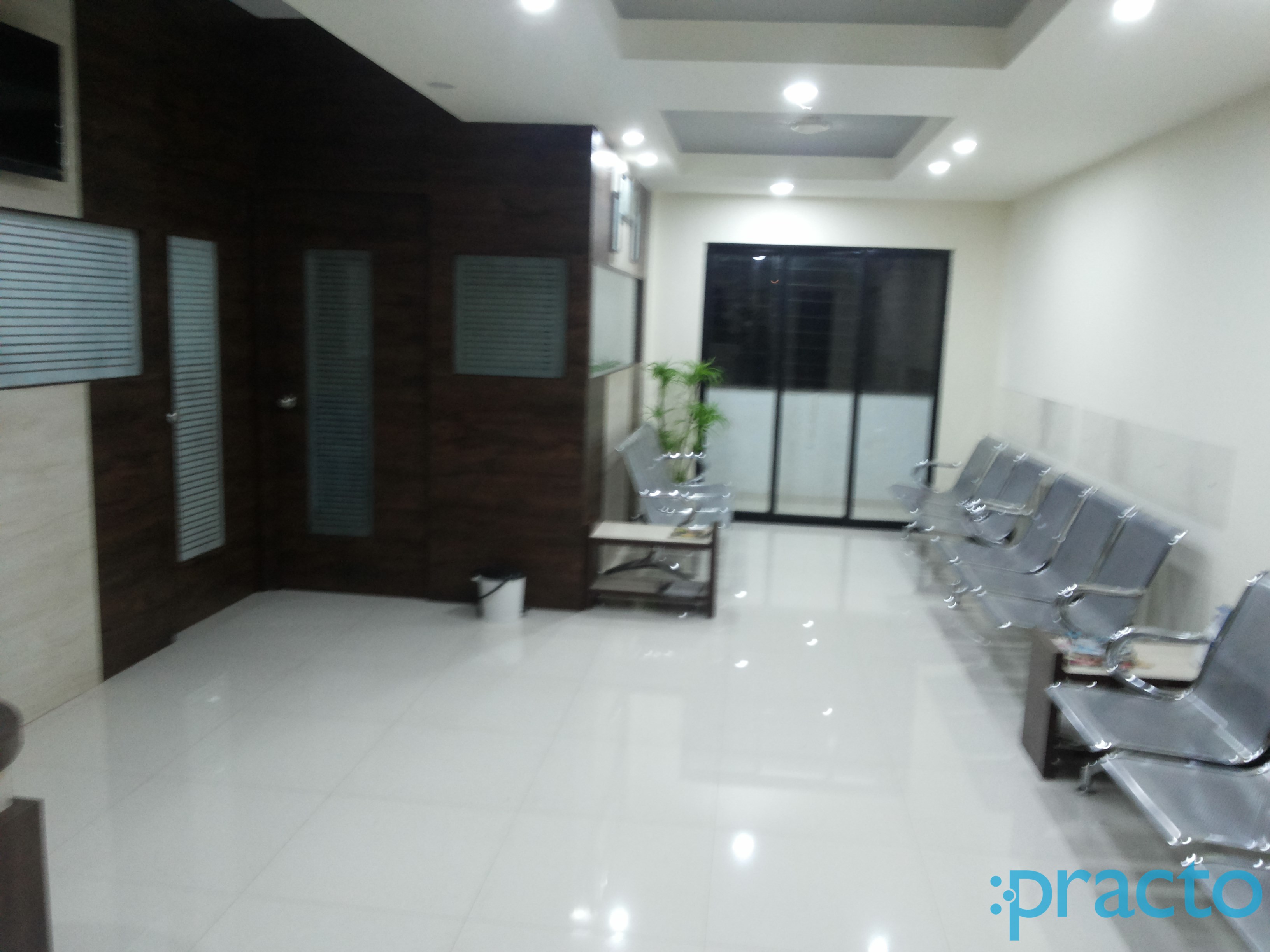 Waiting Area at Dr.Jathar Speciality  Eye Care Centre Sadashiv Peth Pune