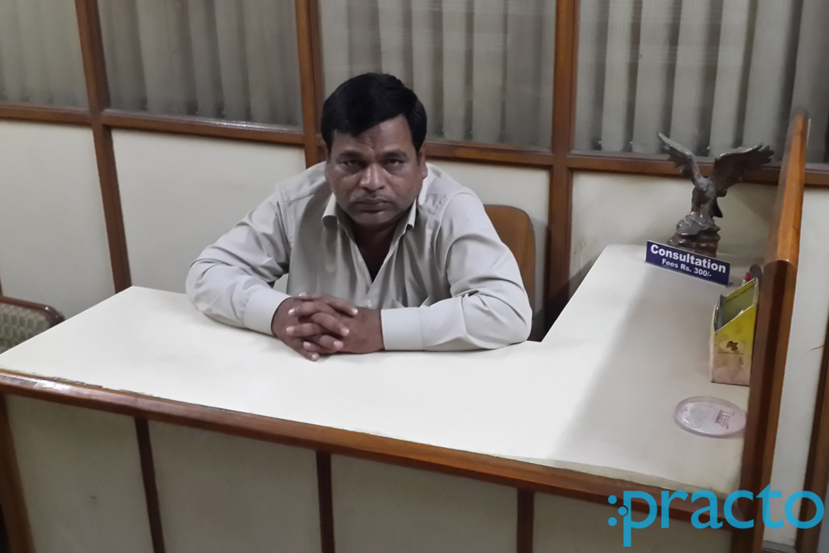 Reception at Dr. Puneet Bhargava Clinic Old Palasia Indore