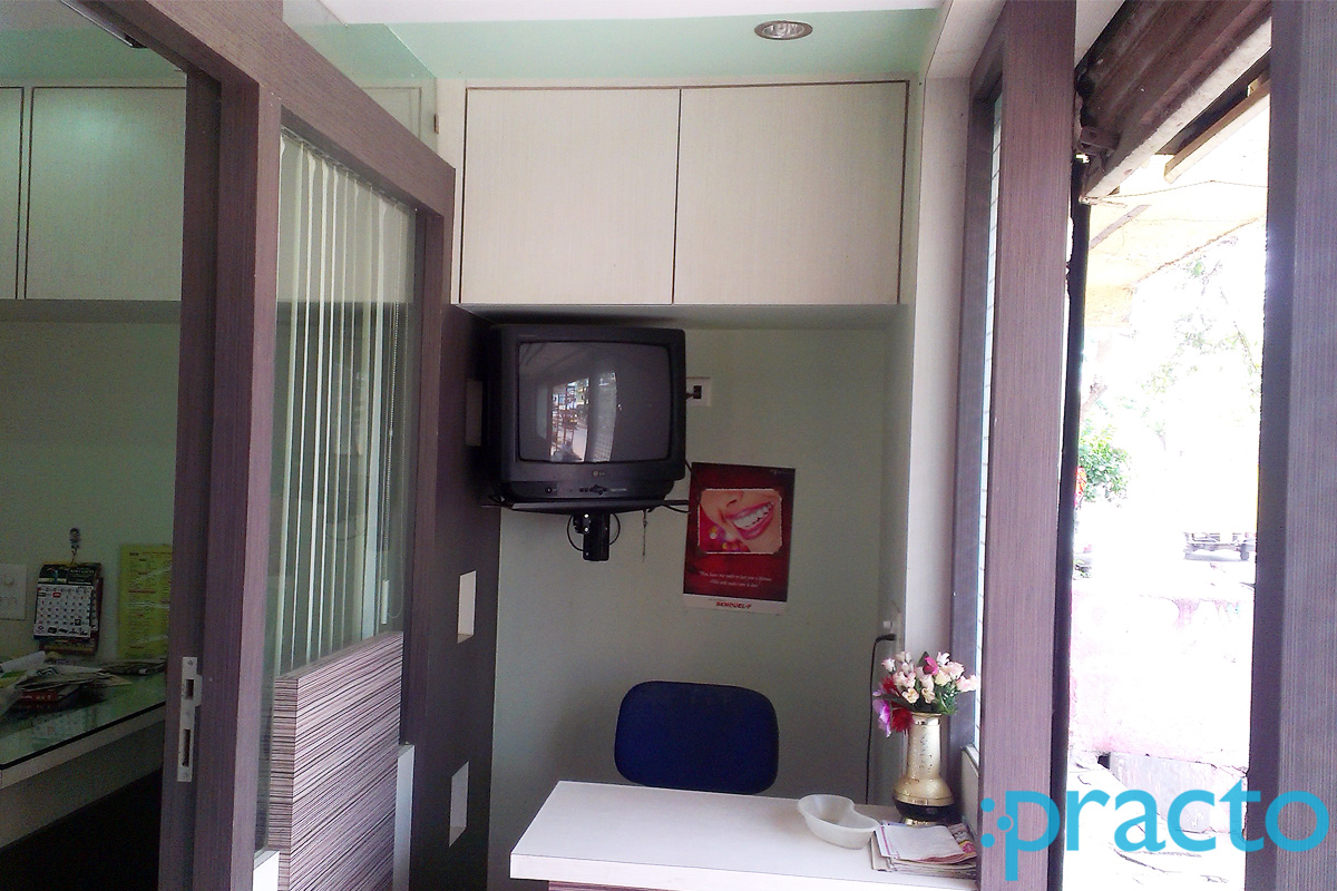 Reception at Sai Dental Clinic Cidco Colony Nashik