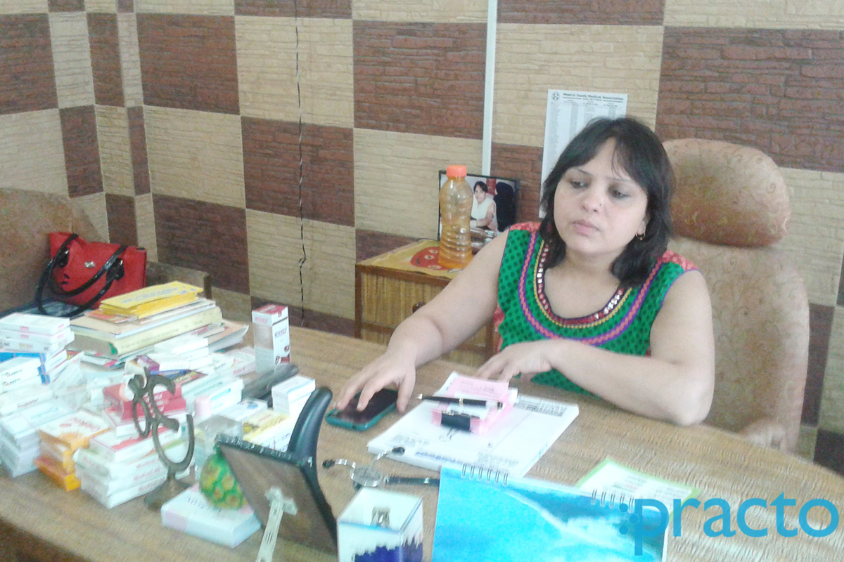 OPD/Ward at Dr. Sarika Agarwal's Clinic Baghpat Gate Meerut