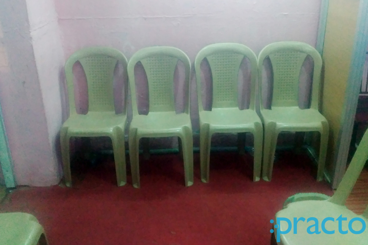 Waiting Area at S.M.S Dental Clinic Yakutpura Hyderabad