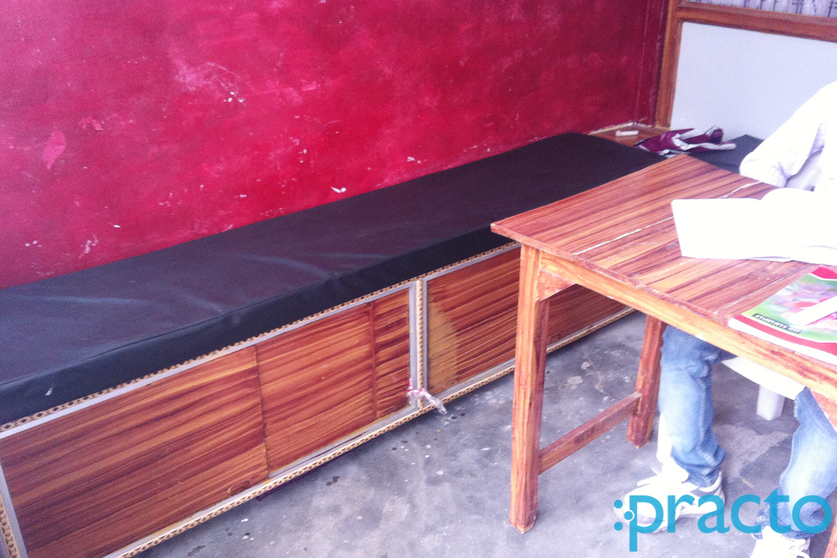 Waiting Area at Respiratory Clinic Bangla Bazar Lucknow