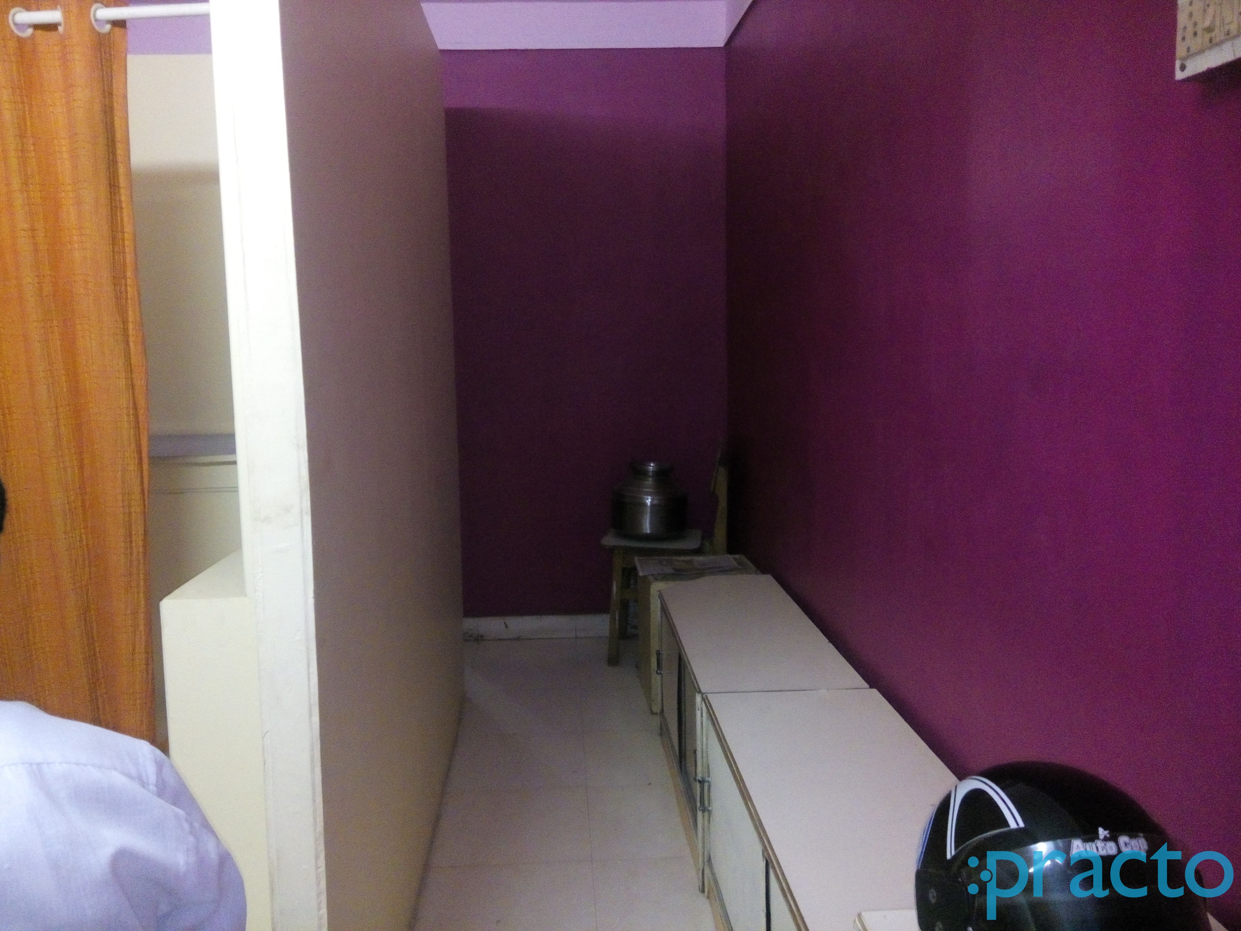 Waiting Area at Shri Gurumauli Clinic Kondhwa Pune