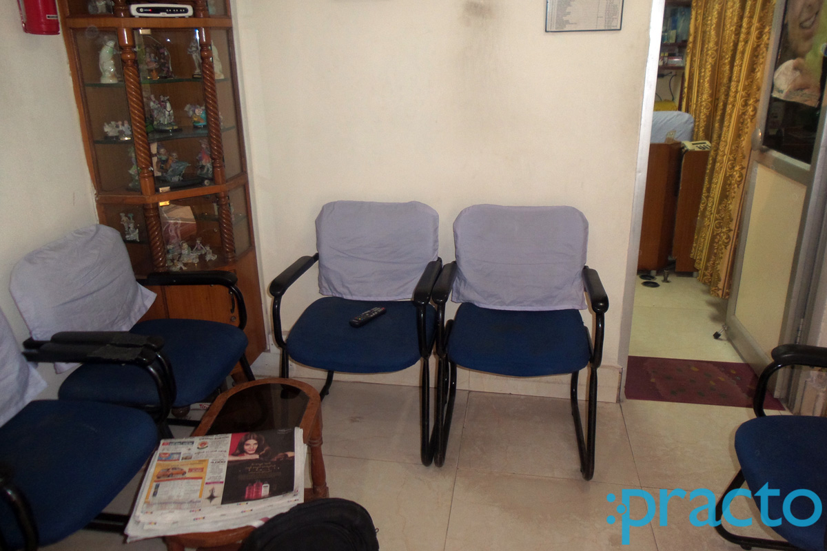 Sree Sree Speciality Dental Cosmetic & Implant Centre Gandhinagar Hyderabad