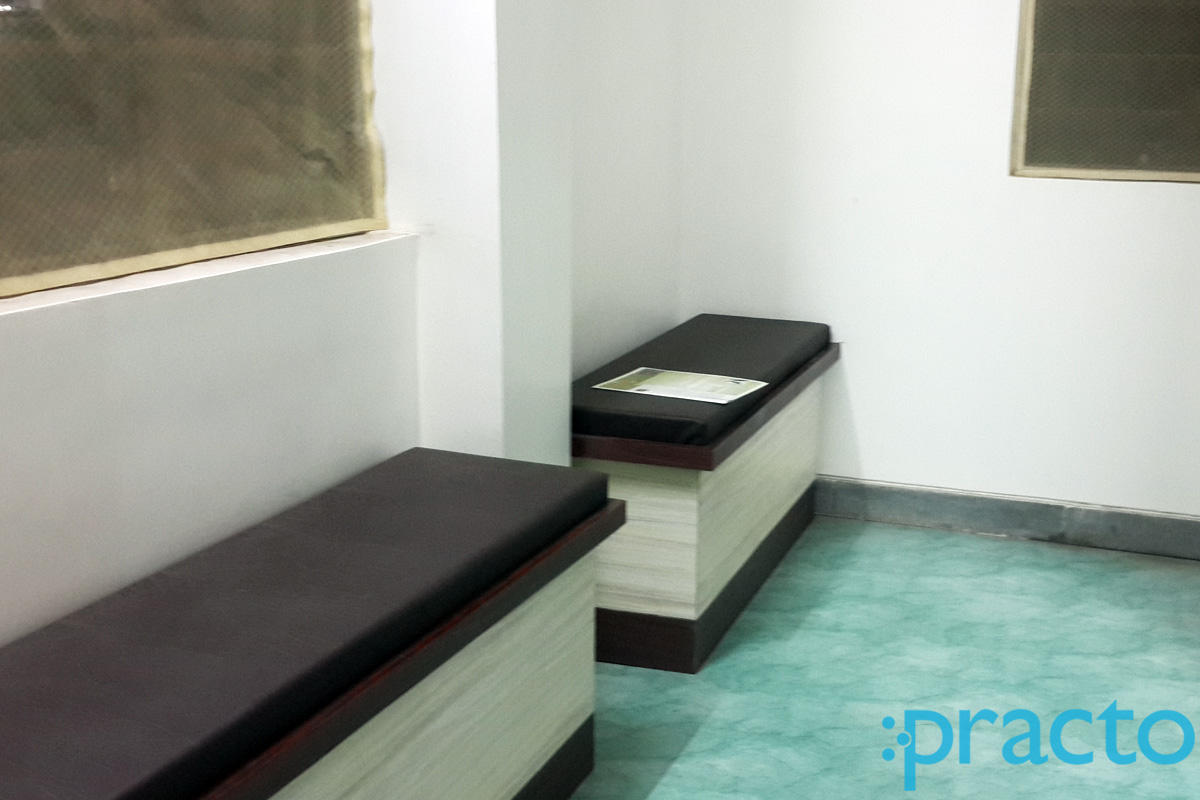 Waiting Area at Hemadri Chikitsalay H P T College Nashik