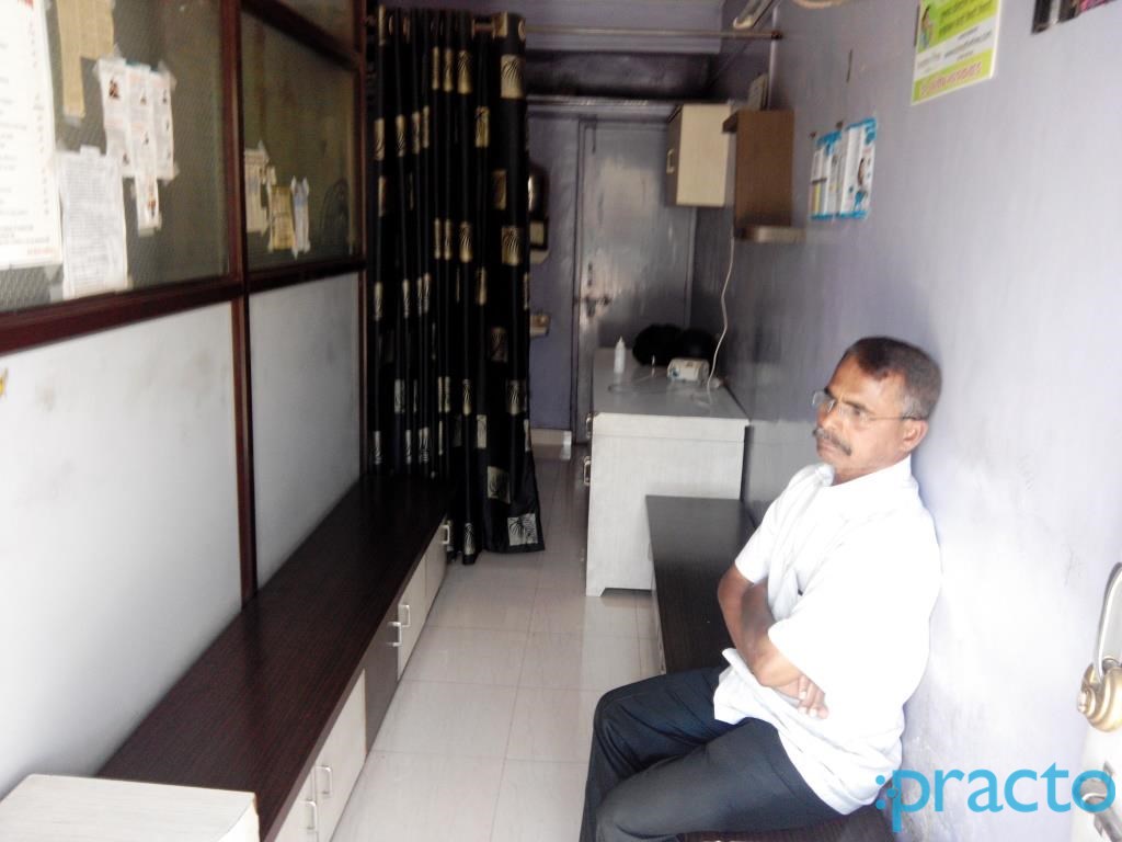 Waiting Area at Shree Dutt Clinic Moshi Pune