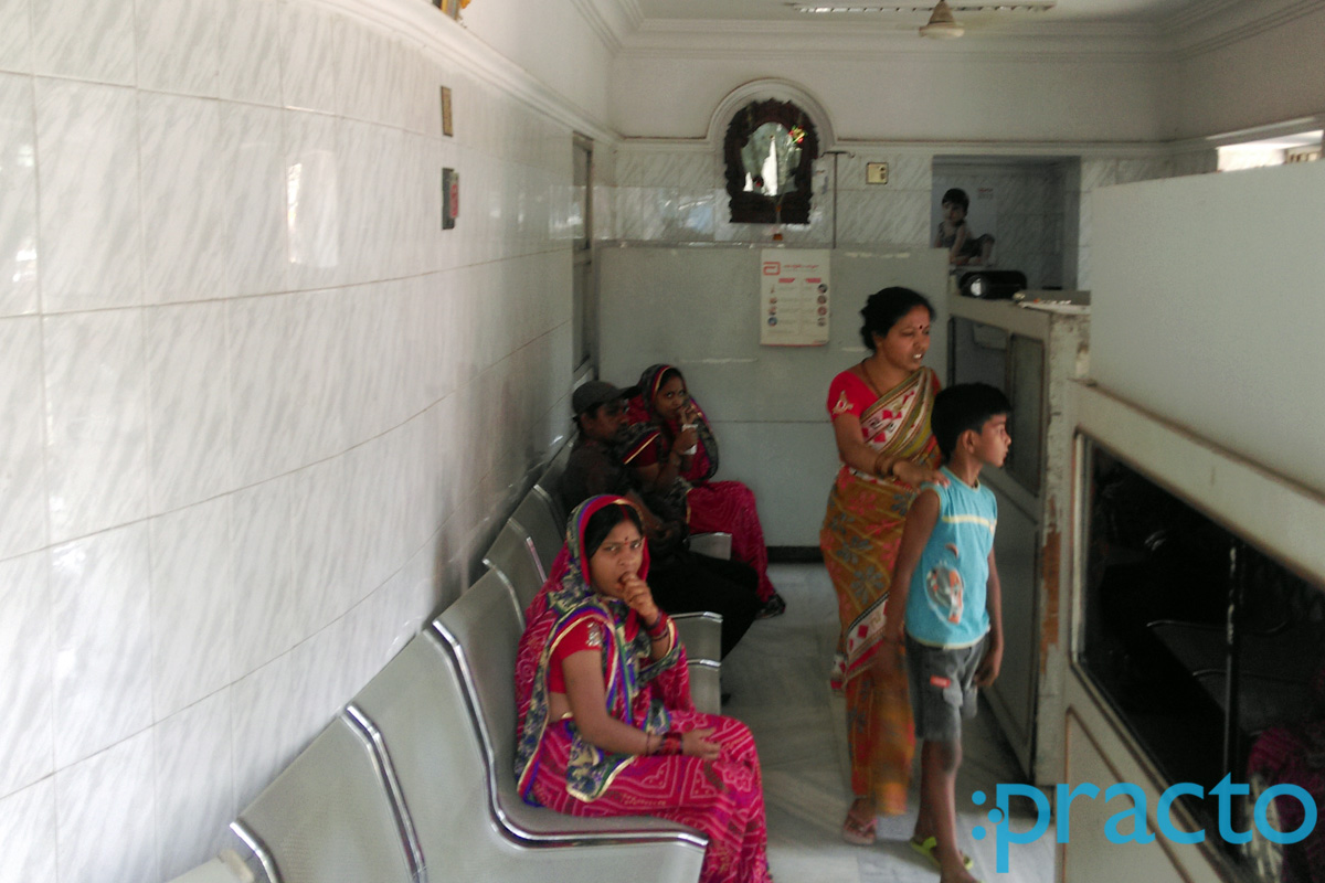 Waiting Area at Dr. Satyanarayan Clinic Begum Bazar Hyderabad