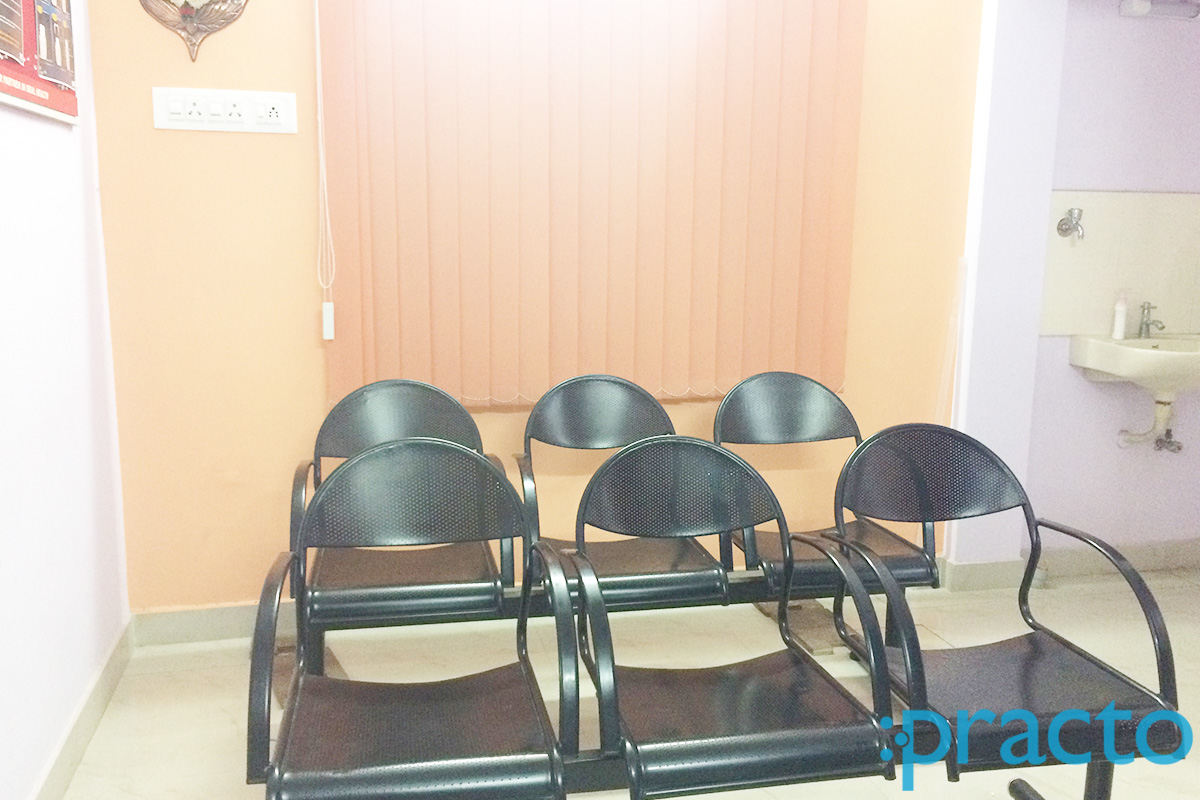 Waiting Area at Smiles N More Valasaravakkam Chennai