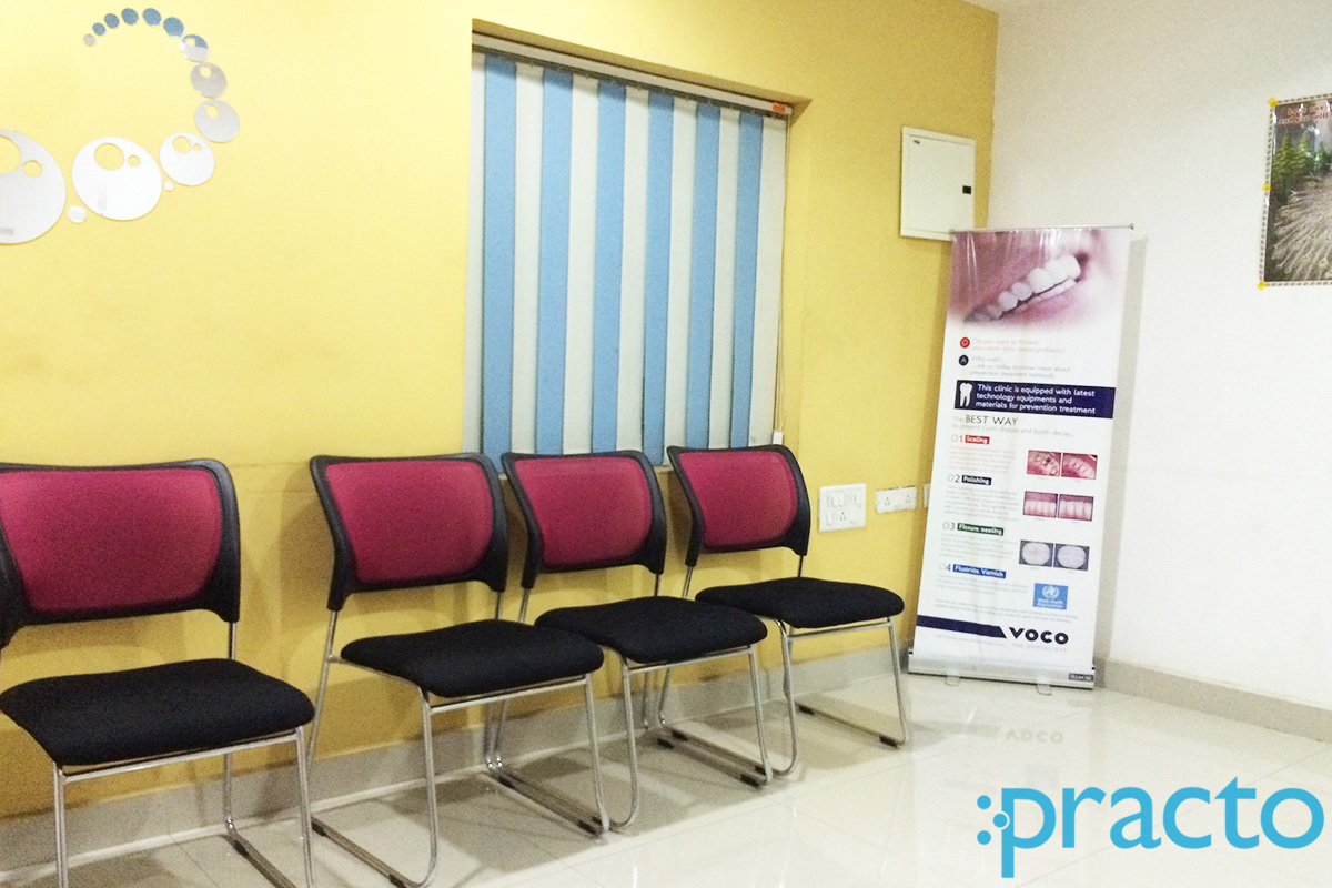 Entrance at Aravind Dental Clinic Alwarthirunagar Chennai