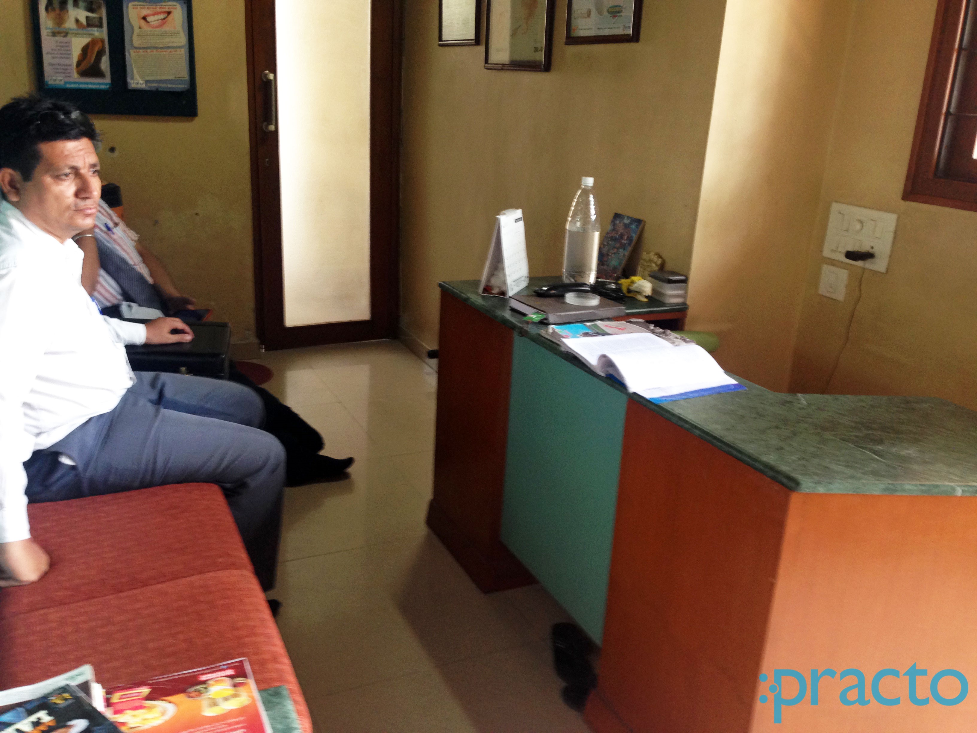 Waiting Area at Mehta Dental Clinic Gotri Vadodara